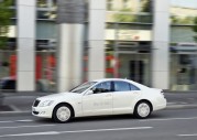 Mercedes-Benz S400 BlueHYBRID